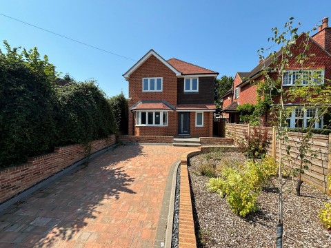 View Full Details for Knebworth Road, Bexhill on Sea, East Sussex