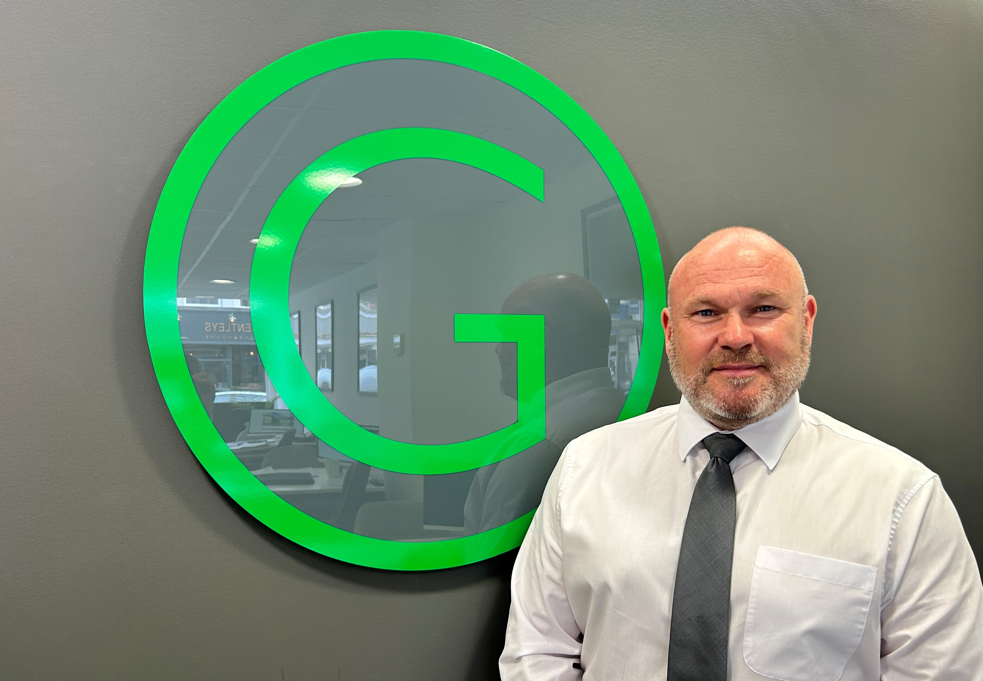 Stuart Gow, Sales Manager